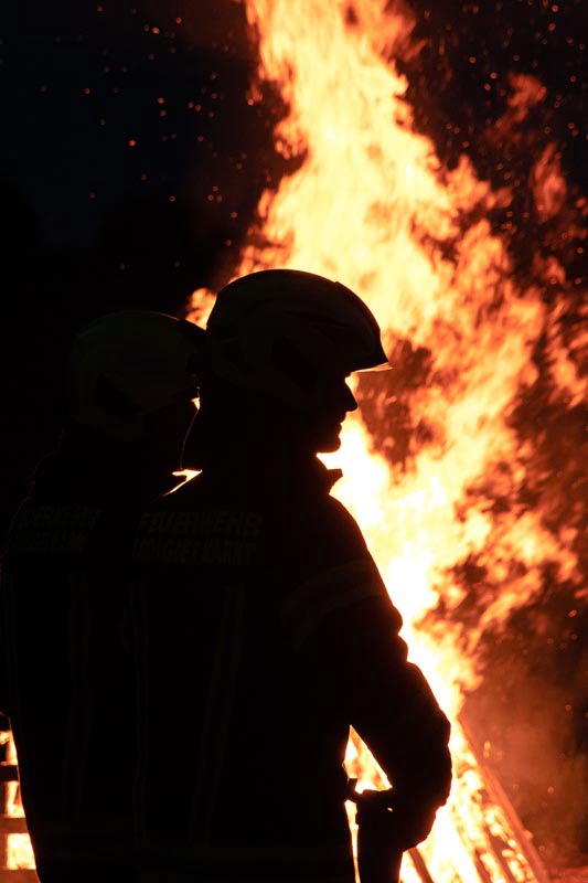 Fire fighter